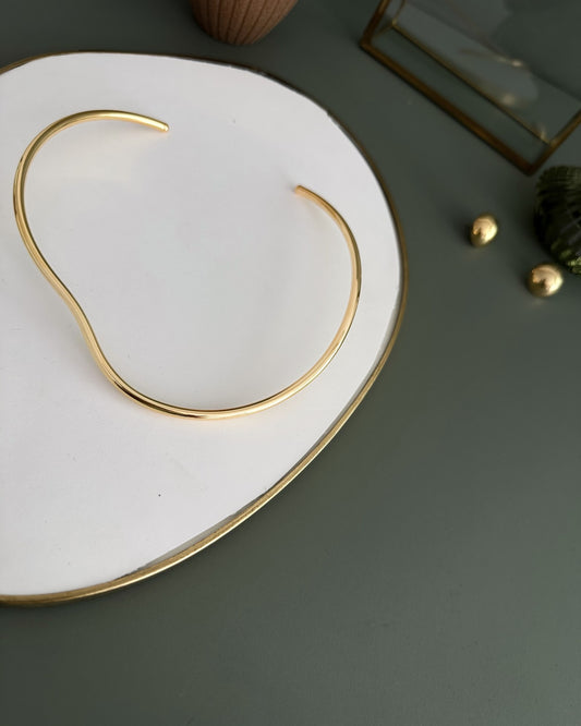 Choker Sade Ouro