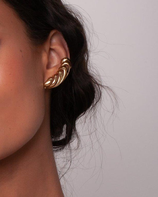 Ear Cuff Laila Ouro
