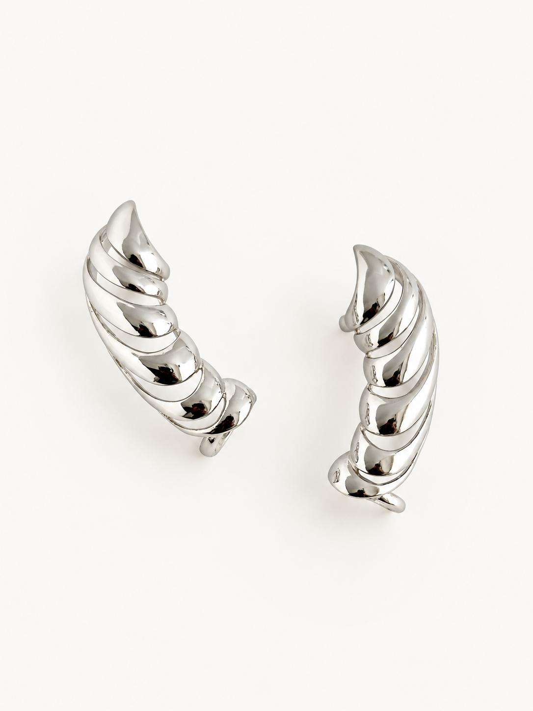 Ear Cuff Laila Prata