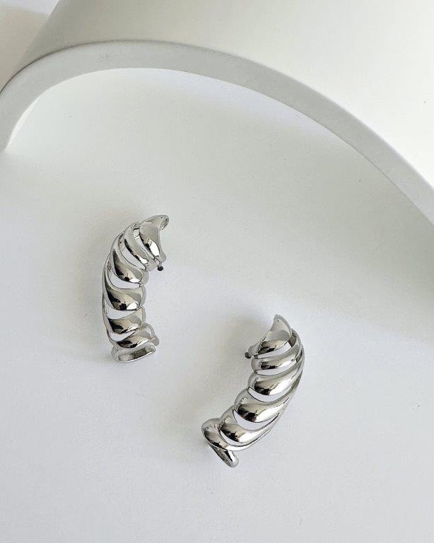 Ear Cuff Laila Prata