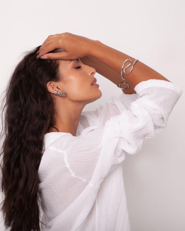 Ear Cuff Laila Prata