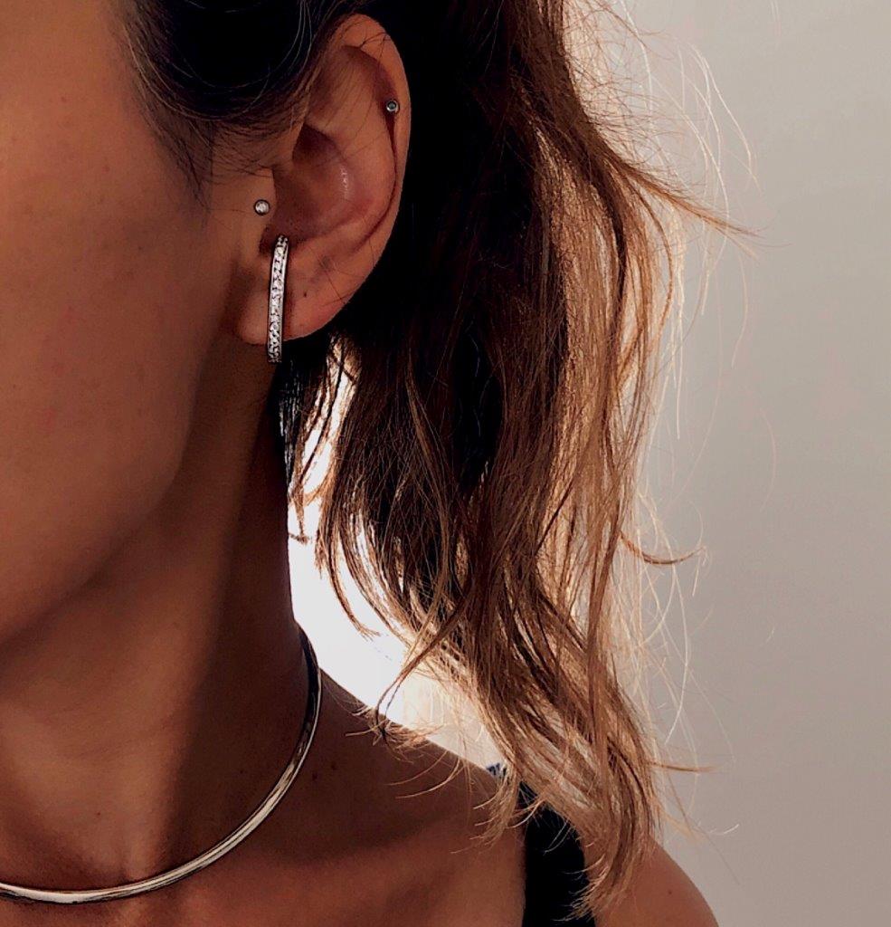 Brinco Ear Hook Folheado Prata