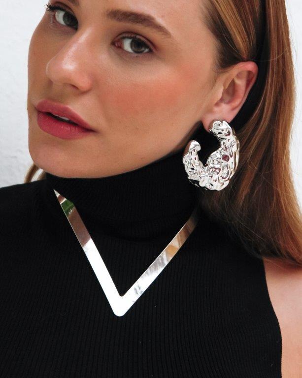 Choker Yates Prata