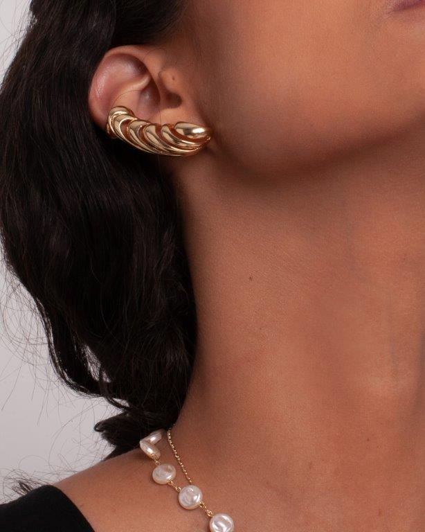 Ear Cuff Laila Ouro