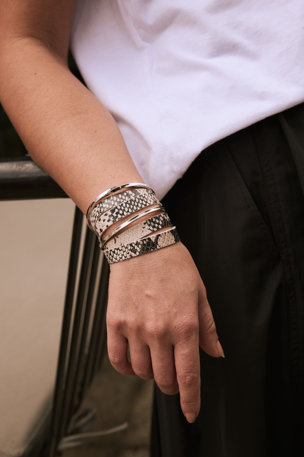 Dois Braceletes Alma Prata