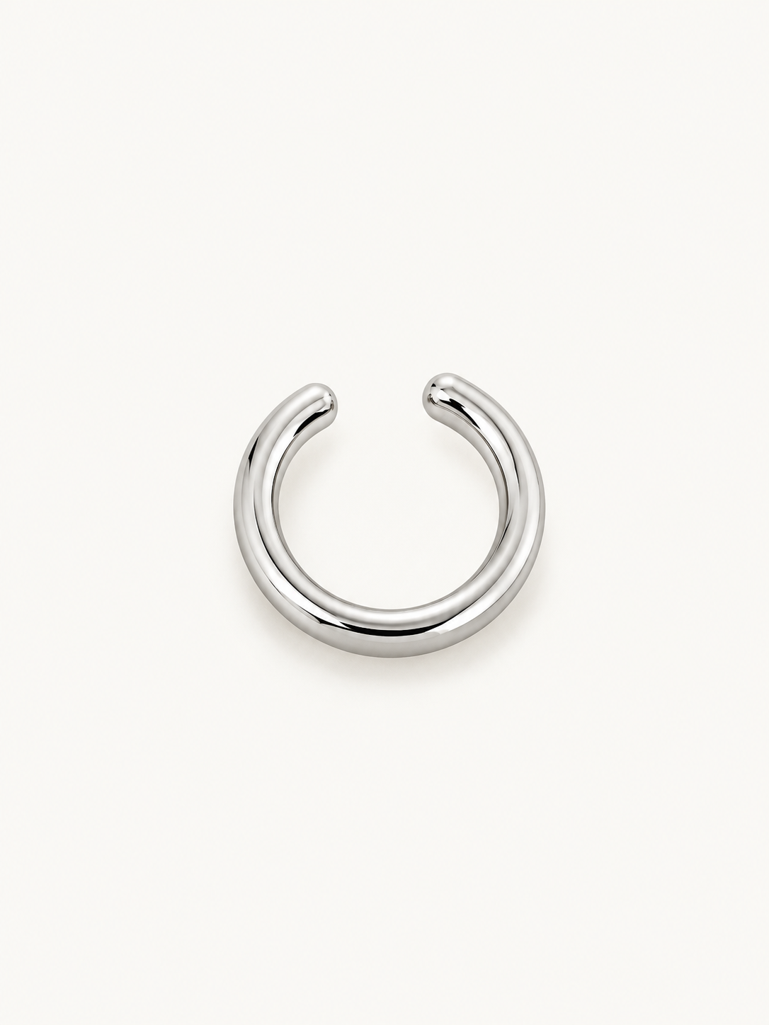 Piercing Fake Ivi Prata