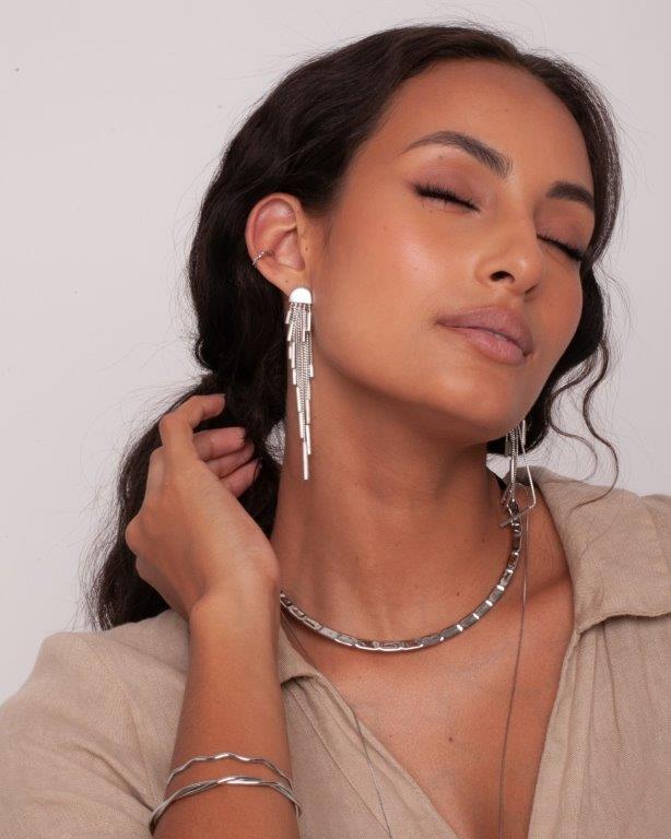 Brinco Naomi Prata