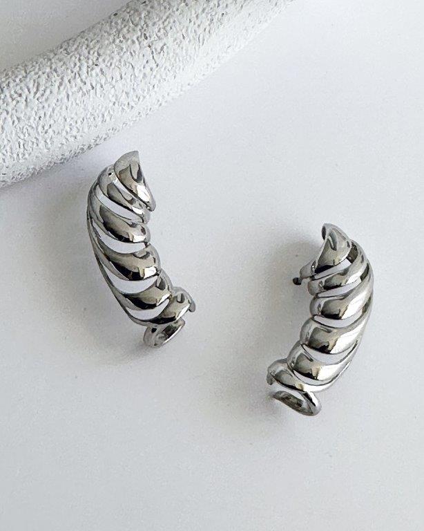 Ear Cuff Laila Prata