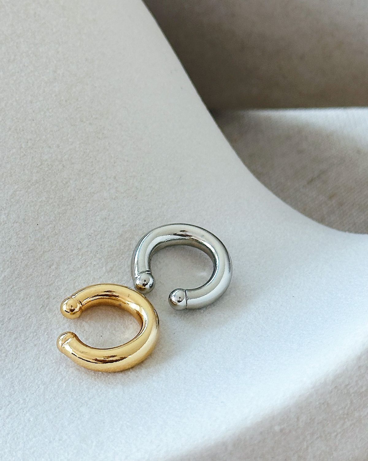 Piercing Fake Oclo Ouro