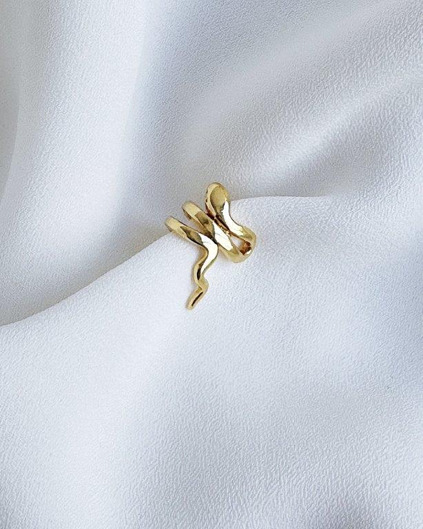 Piercing Snake Ouro