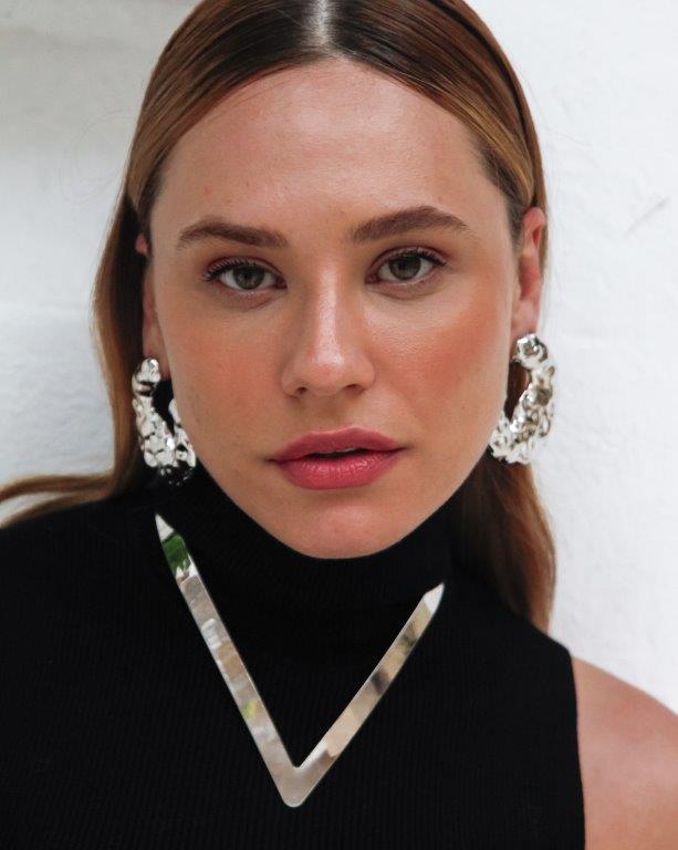 Choker Yates Prata