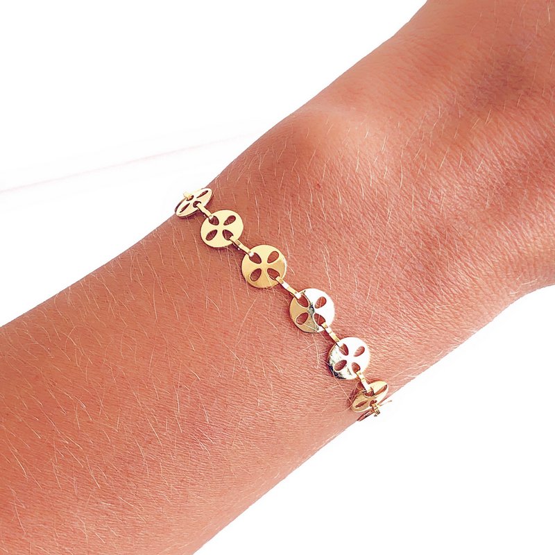 Pulseira Fina Chapa Flor Dourada.