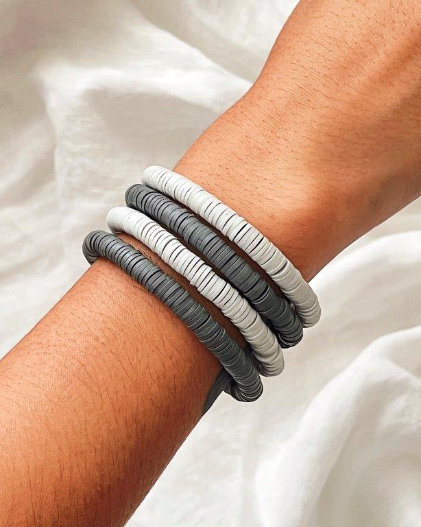 Quatro Pulseiras Duda