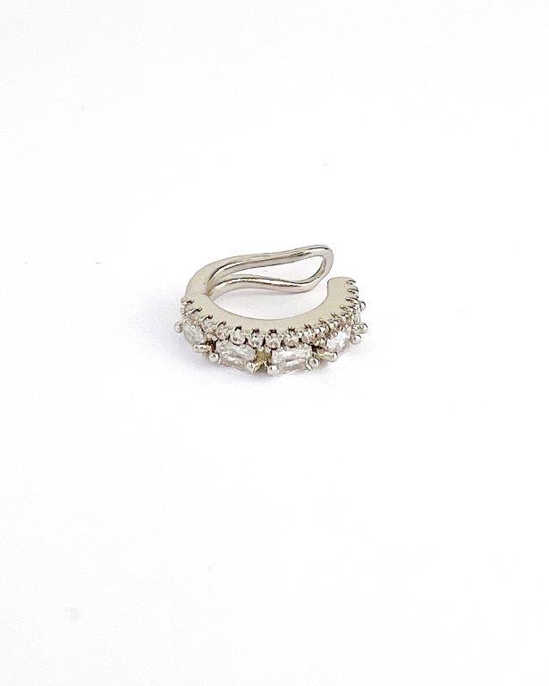 Piercing Fake Maha