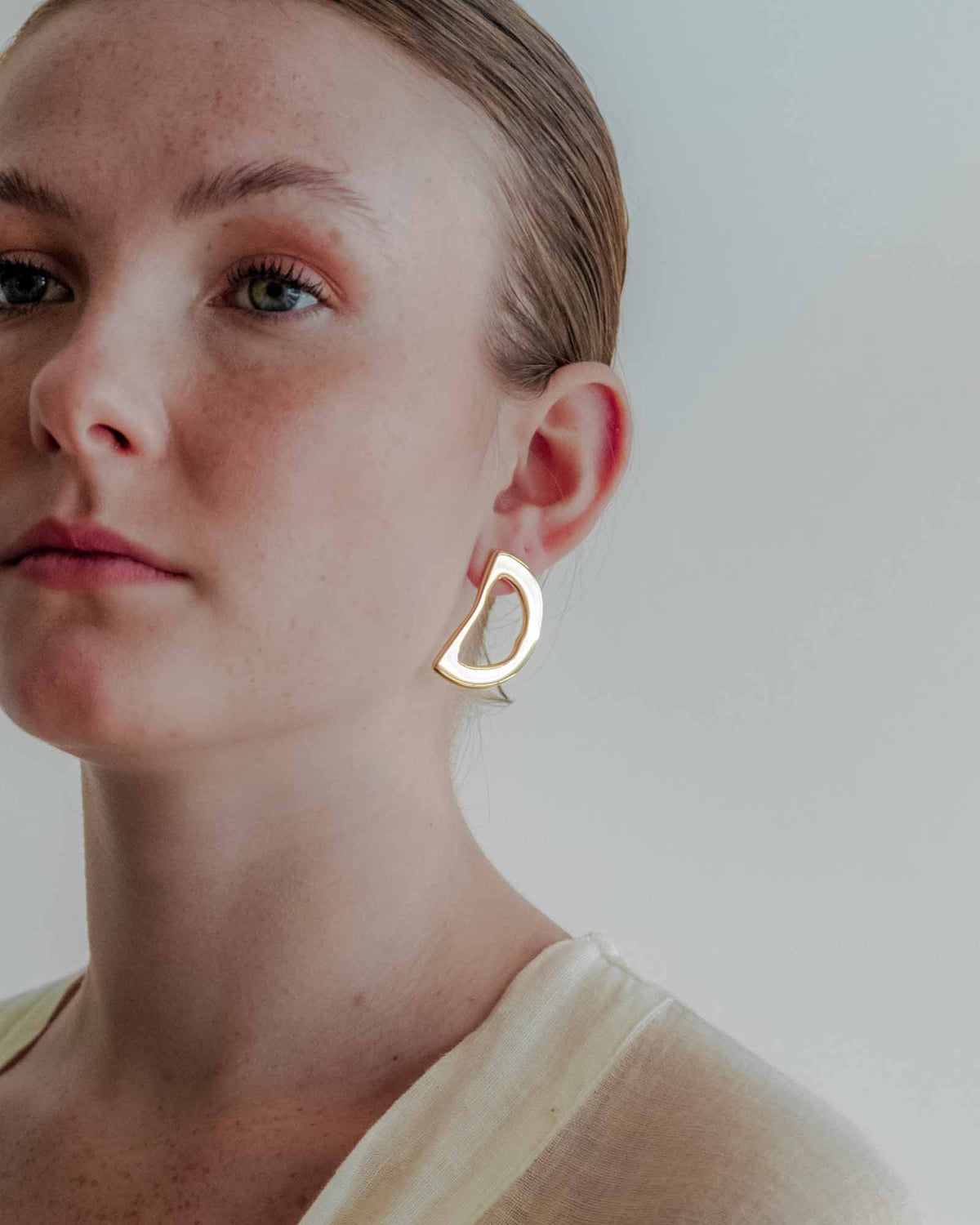 Brinco Tilda Ouro